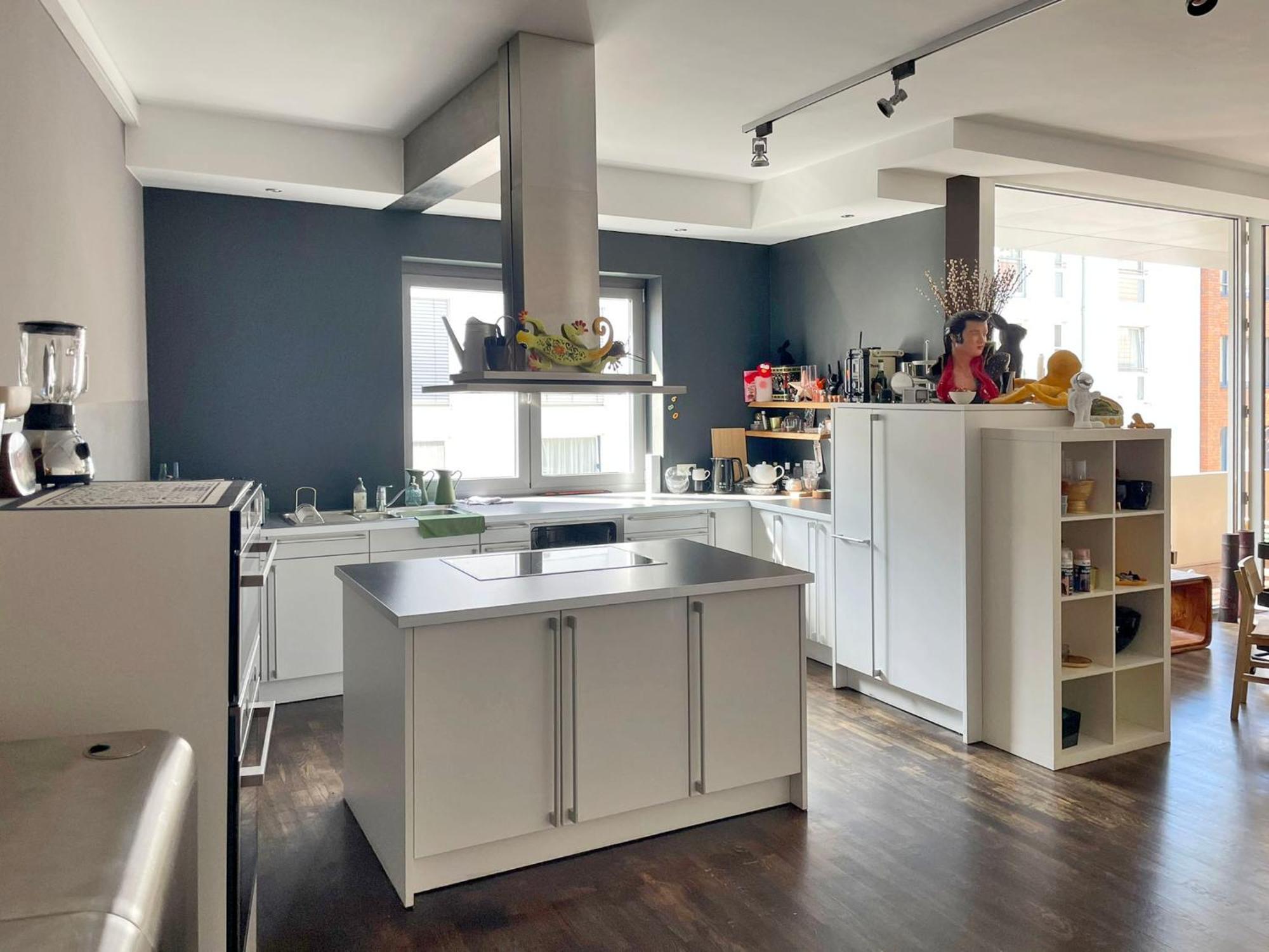 Superior One-Bedroom Apartment Balcony